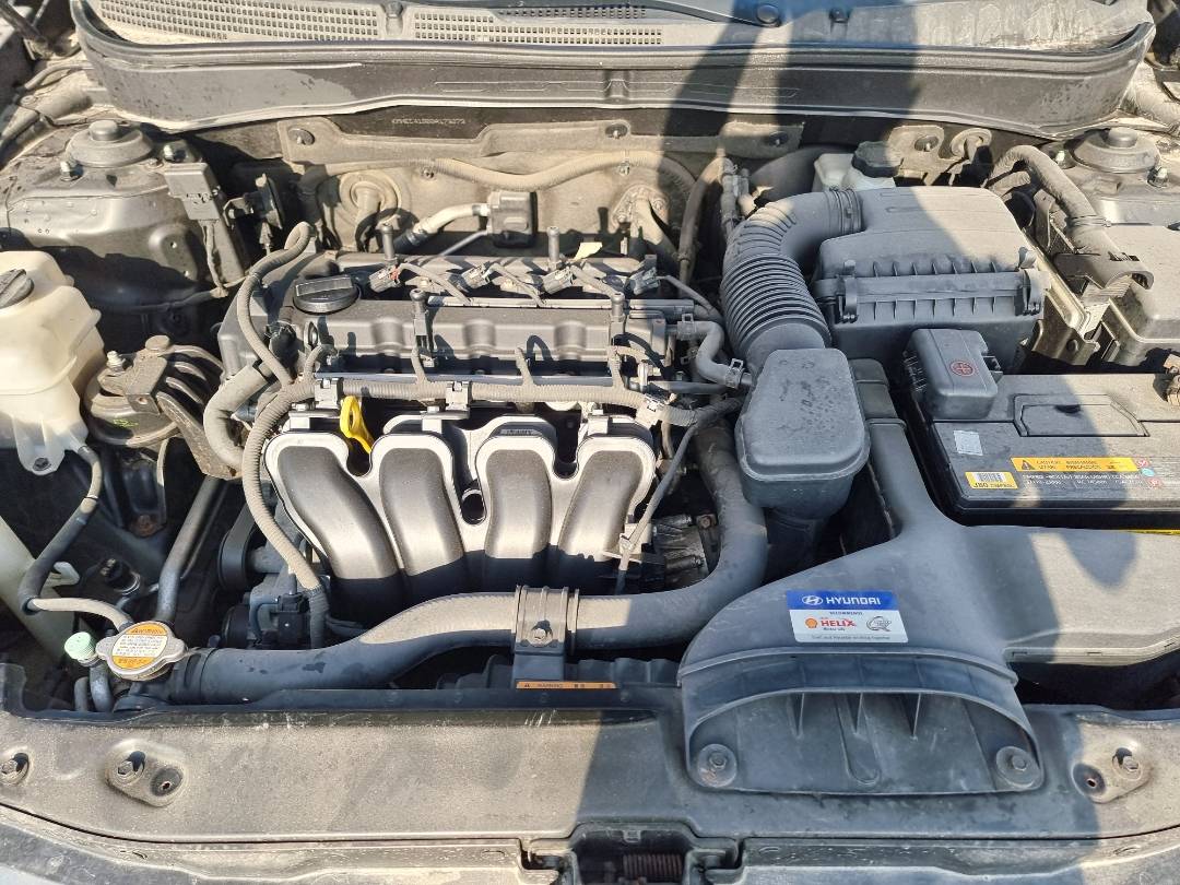 HYUNDAI SONATA 2011 - Marhaba Auction Used Cars - Image 10