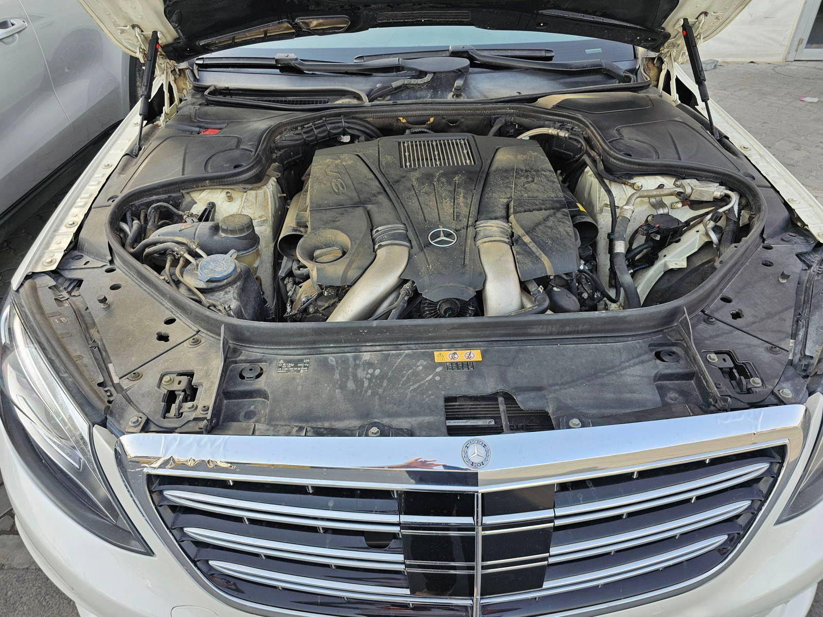 2015 MERCEDES BENZ S 550 — 115988 KM — Lot GA249379 — Souq - Marhaba Auctions Used Cars - Image 12