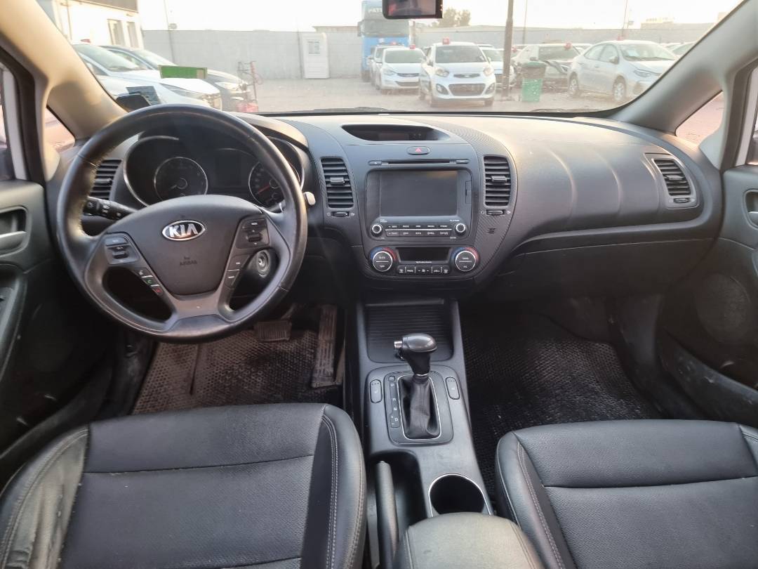 2015 KIA K3 — 149333 KM — Lot 214587 — Souq - Marhaba Auctions Used Cars - Image 7