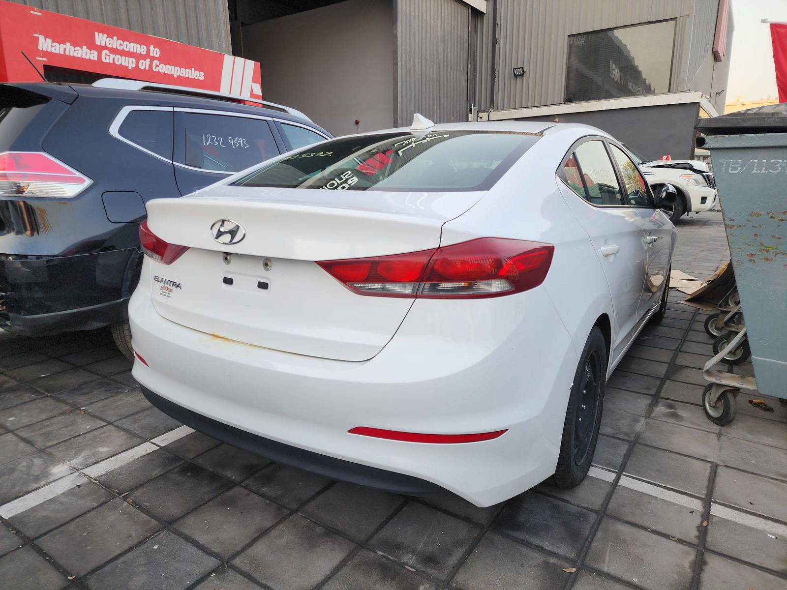 2017 HYUNDAI ELANTRA — 170038 KM — Lot 12335372 — Main - Marhaba Auctions Used Cars - Image 4