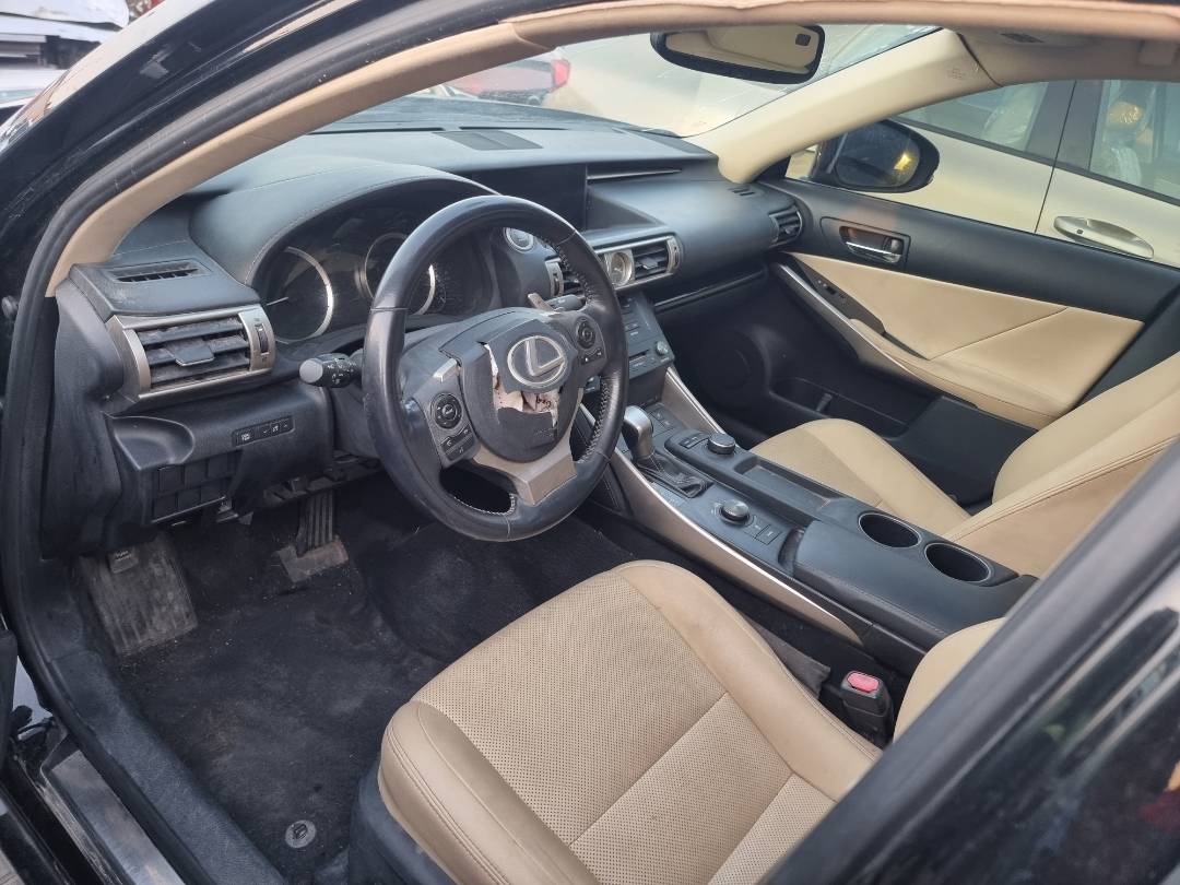 2015 LEXUS IS 250 — 128394 Miles — Lot 5029249 — Ind. 12 - Marhaba Auctions Used Cars - Image 7
