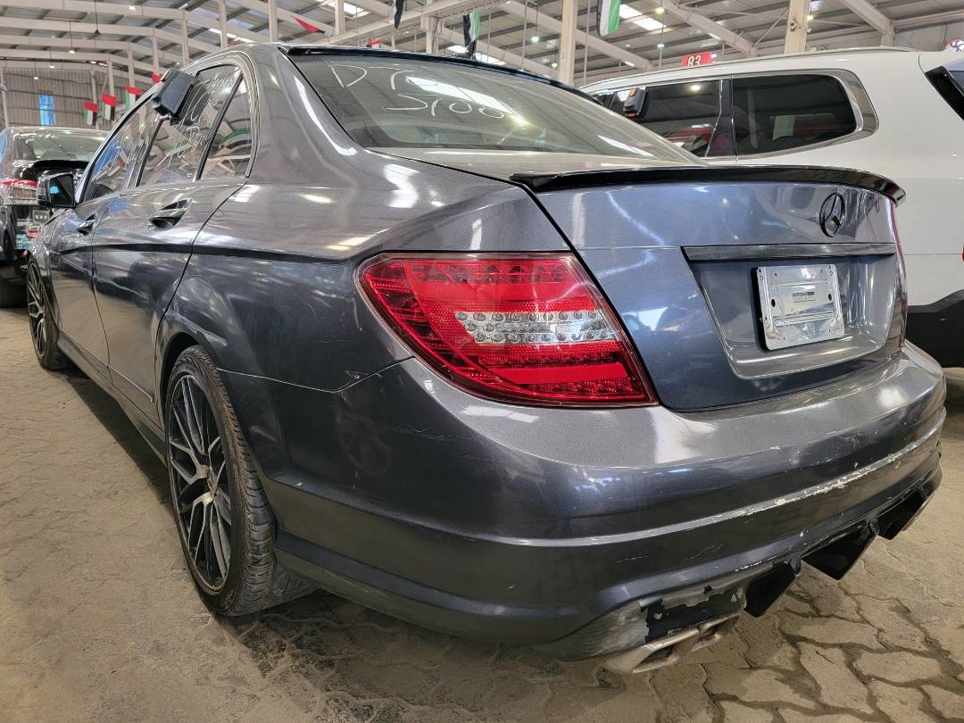 2010 MERCEDES BENZ C300 — 213673 Miles — Lot 36830931 - Marhaba Auctions Used Cars - Image 4