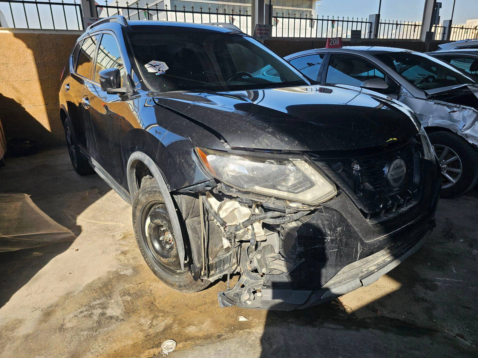NISSAN ROGUE 2018 - Marhaba Auction Used Cars - Image 4