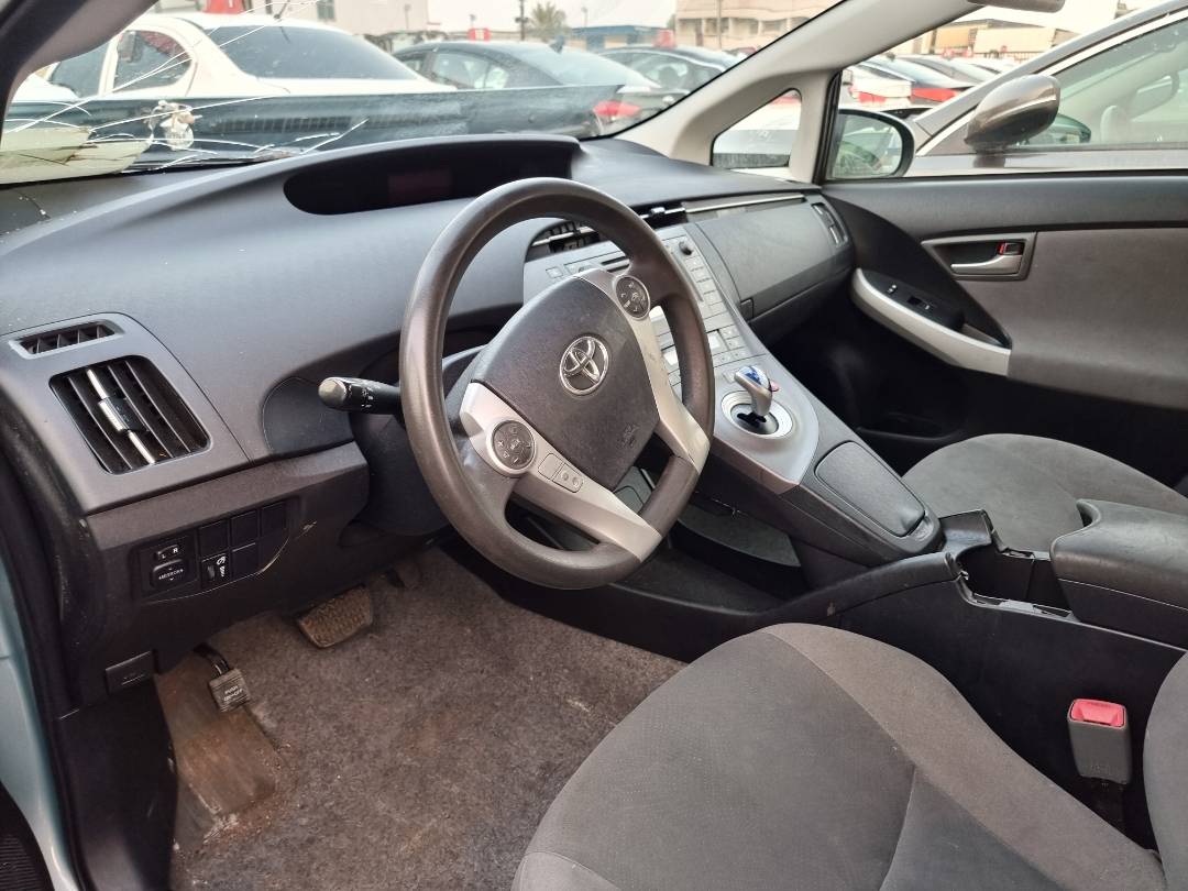 2012 TOYOTA PRIUS — 192546 Miles — Lot 1588575 — Ind. 12 - Marhaba Auctions Used Cars - Image 6