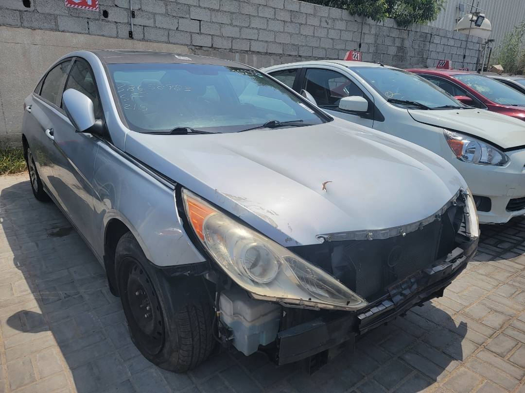 2011 HYUNDAI SONATA — 168307 Miles — Lot 38658983 — Main - Marhaba Auctions Used Cars - Image 4