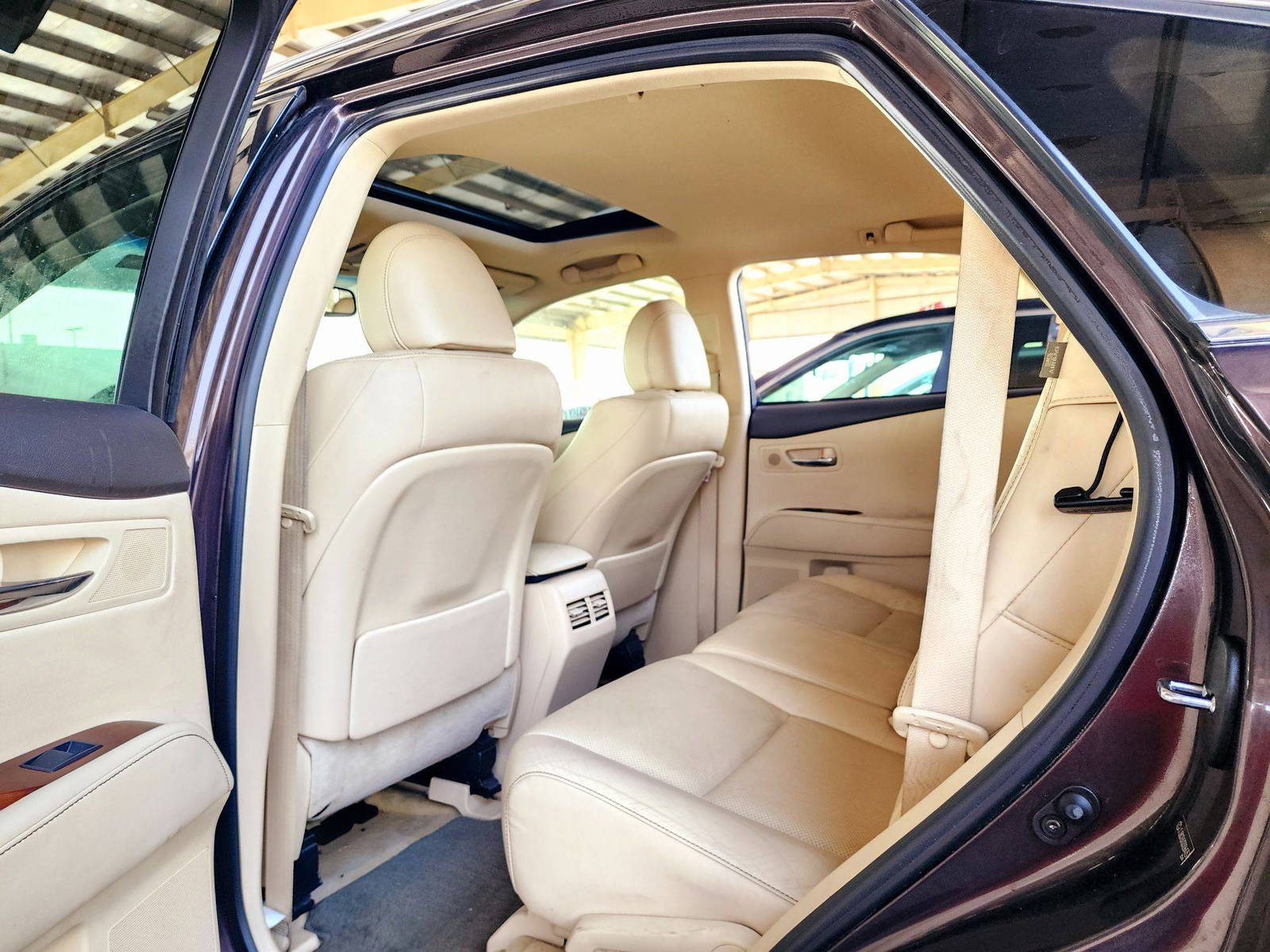 2013 LEXUS RX 450H — 258615 Miles — Lot A3D2064357 — Souq - Marhaba Auctions Used Cars - Image 6