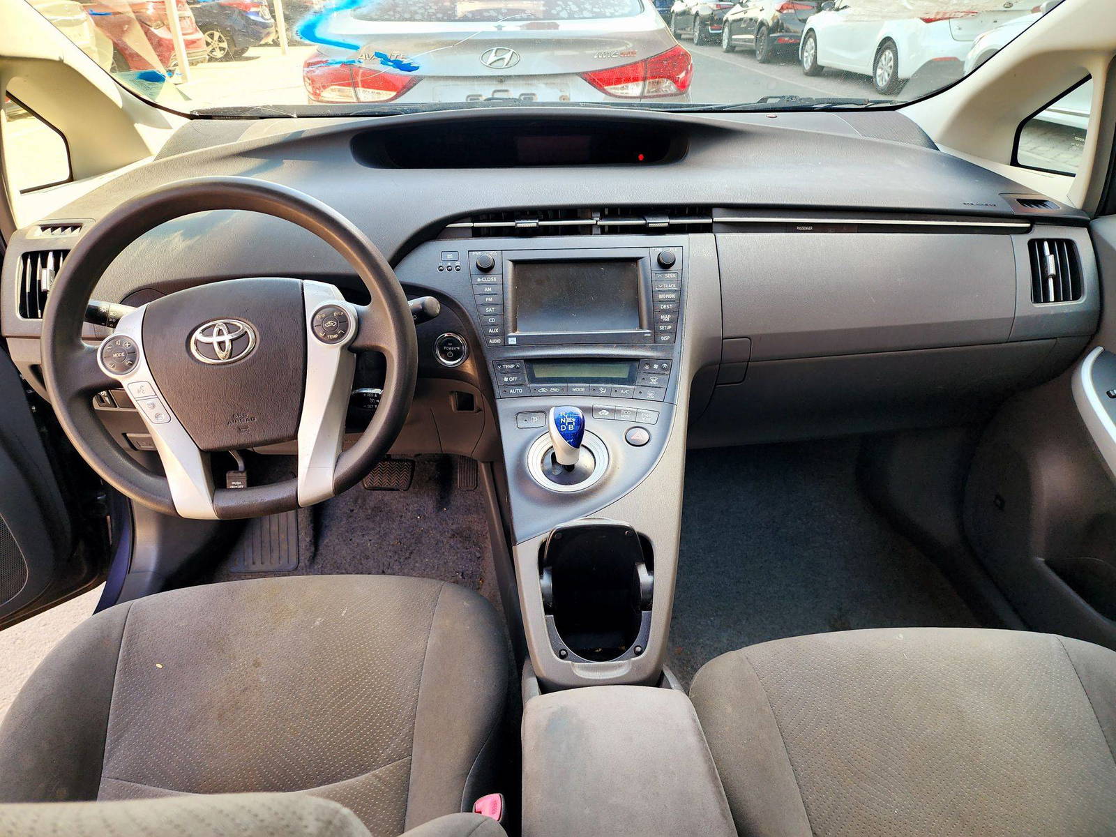 2010 TOYOTA PRIUS — 191471 Miles — Lot 223640 — Souq - Marhaba Auctions Used Cars - Image 7