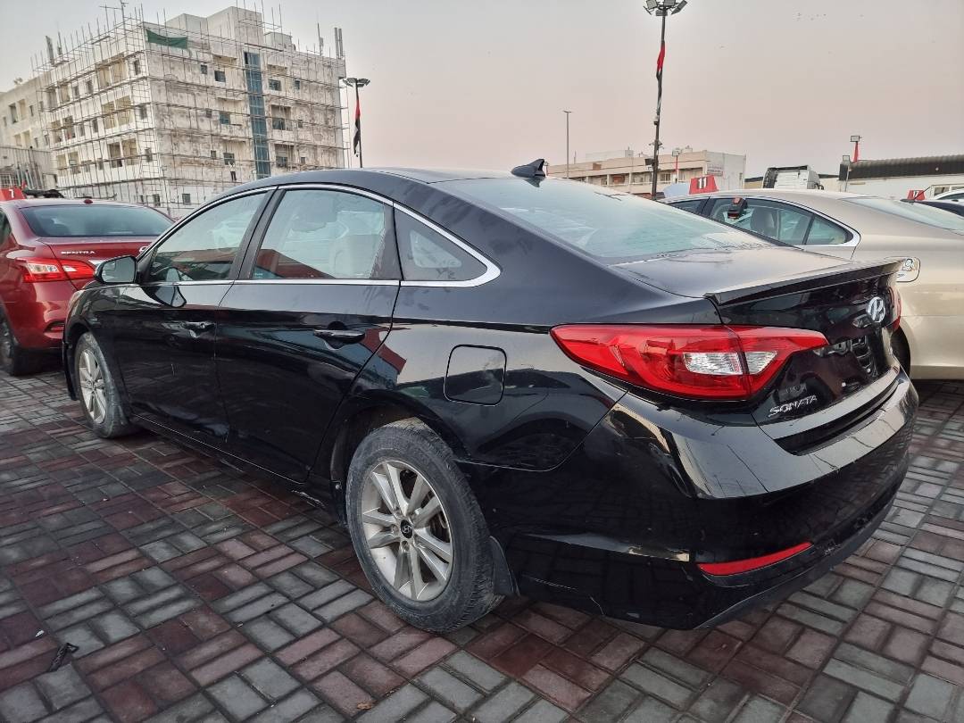 2015 HYUNDAI SONATA — 175502 Miles — Lot 2135487 — Main - Marhaba Auctions Used Cars - Image 4