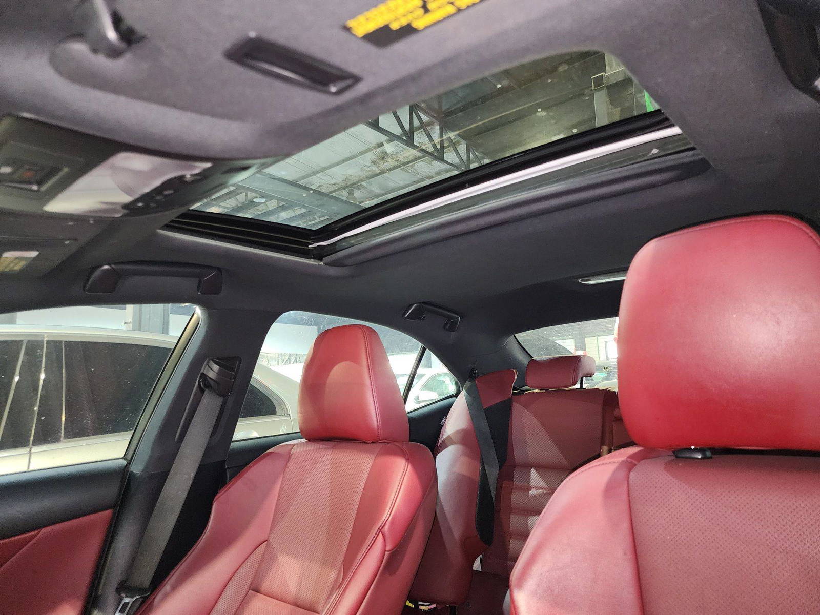 LEXUS IS 350 F SPORT 2018 - Marhaba Auction Used Cars - Image 11