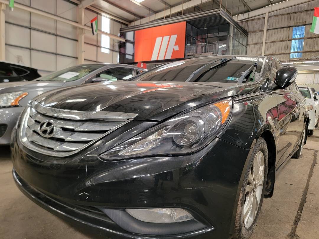 2012 HYUNDAI SONATA — 131543 Miles — Lot 43297104 — Souq - Marhaba Auctions Used Cars - Image 9