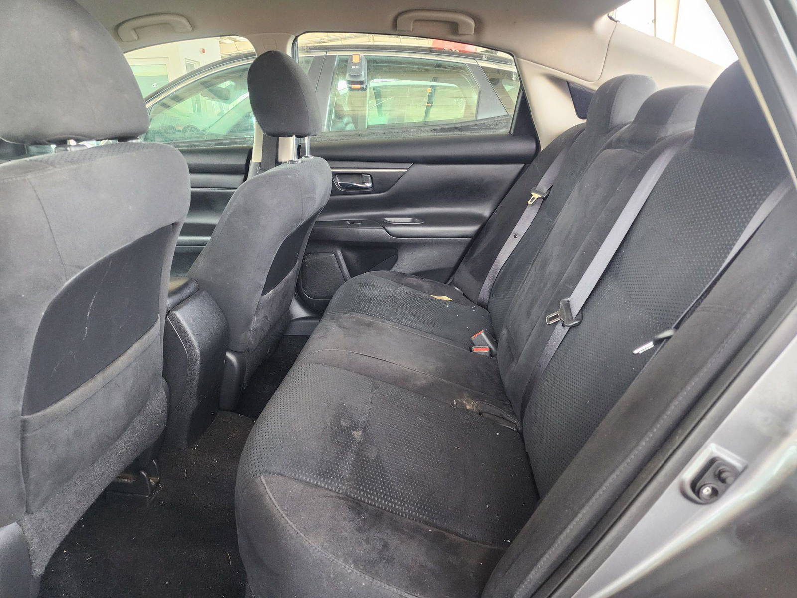 2015 NISSAN ALTIMA — 155503 Miles — Lot 38660970 — Souq - Marhaba Auctions Used Cars - Image 6