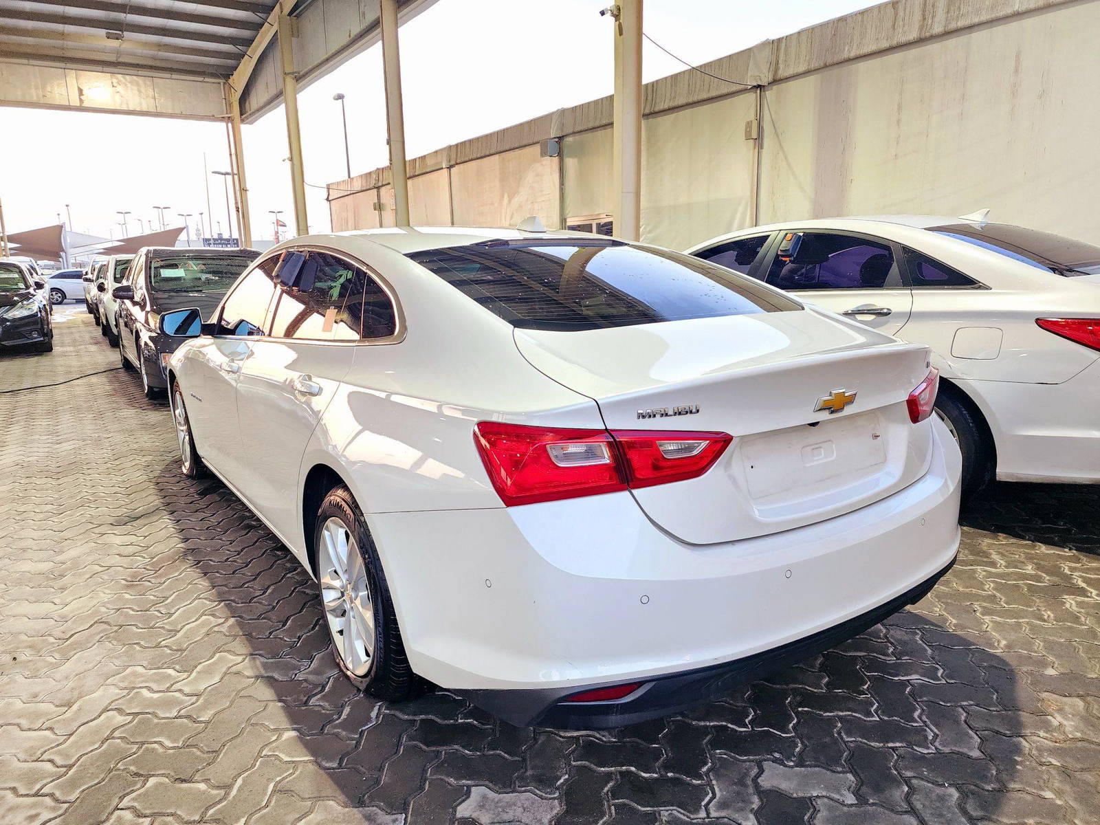 2017 CHEVROLET MALIBU — 147405 KM — Lot 717517 — Souq - Marhaba Auctions Used Cars - Image 5