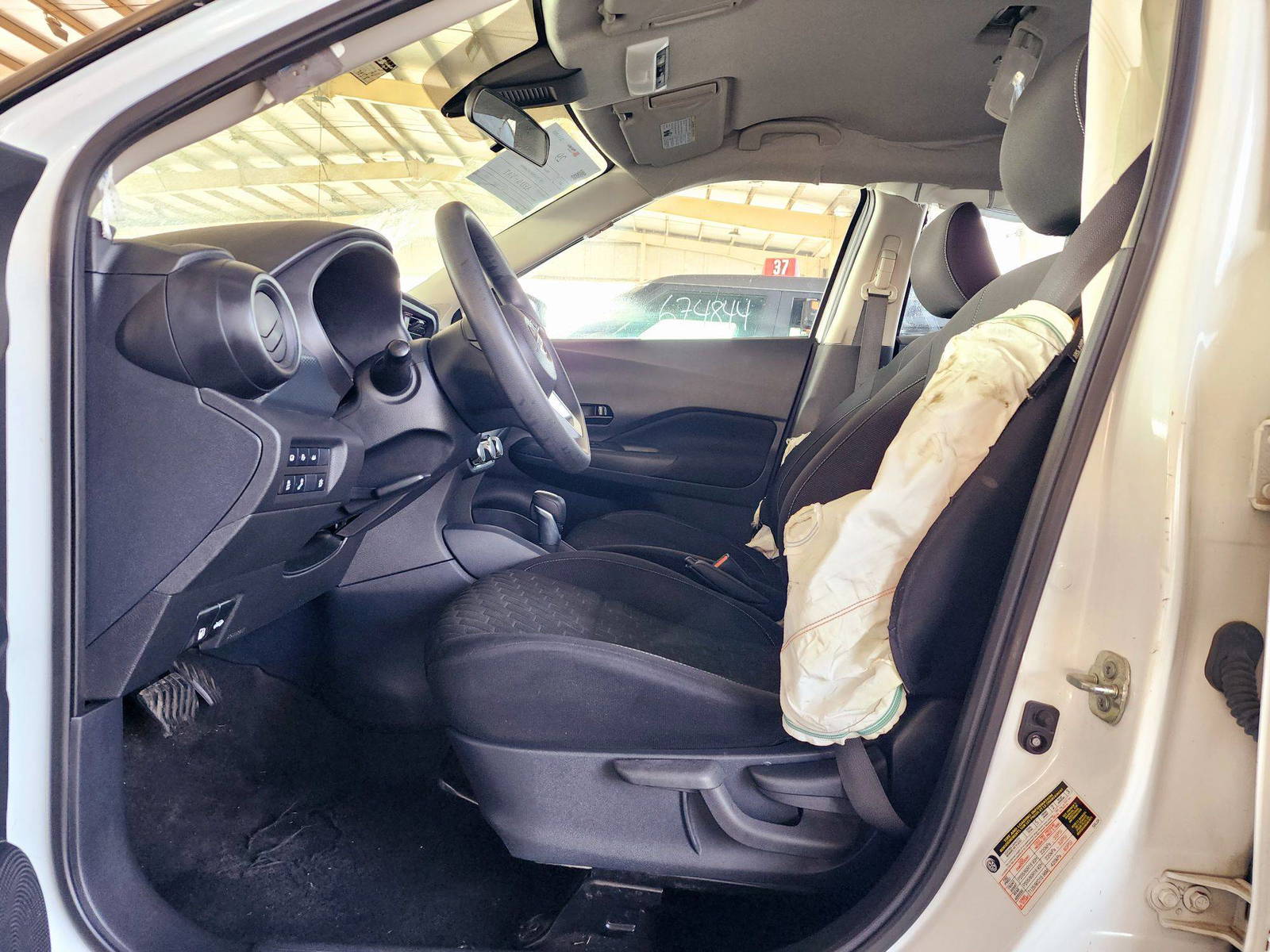 2021 NISSAN KICKS — 72518 Miles — Lot 39582106 — Souq - Marhaba Auctions Used Cars - Image 8