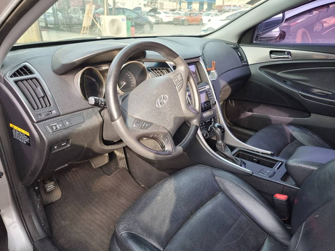 HYUNDAI SONATA 2012 - Marhaba Auction Used Cars - Image 8