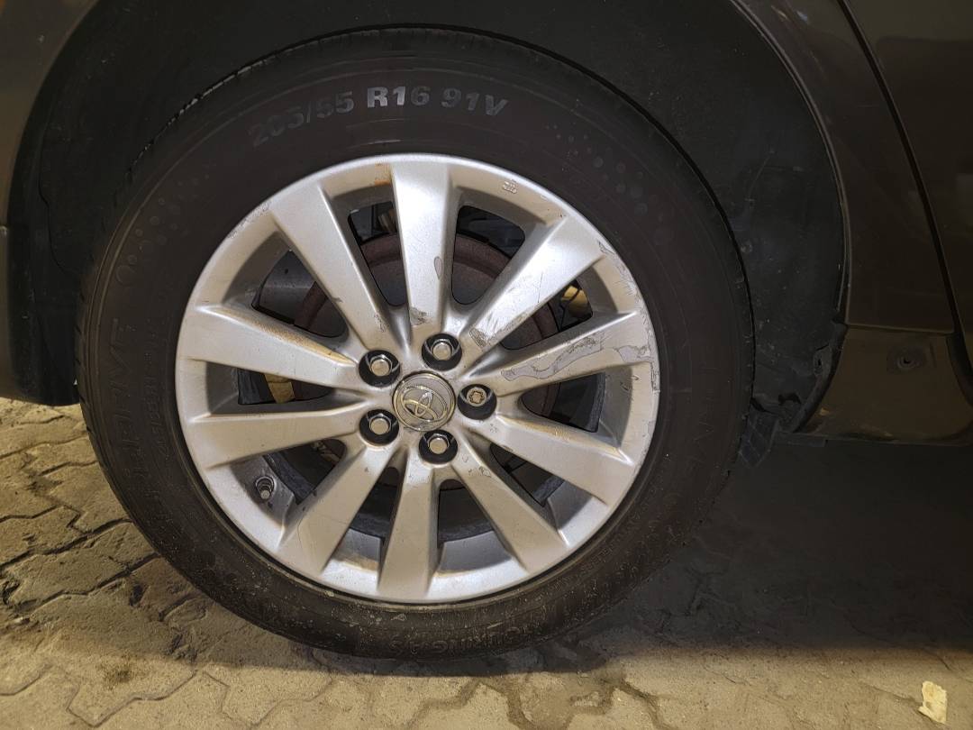 2009 TOYOTA COROLLA — 116762 Miles — Lot 37972918 - Marhaba Auctions Used Cars - Image 4