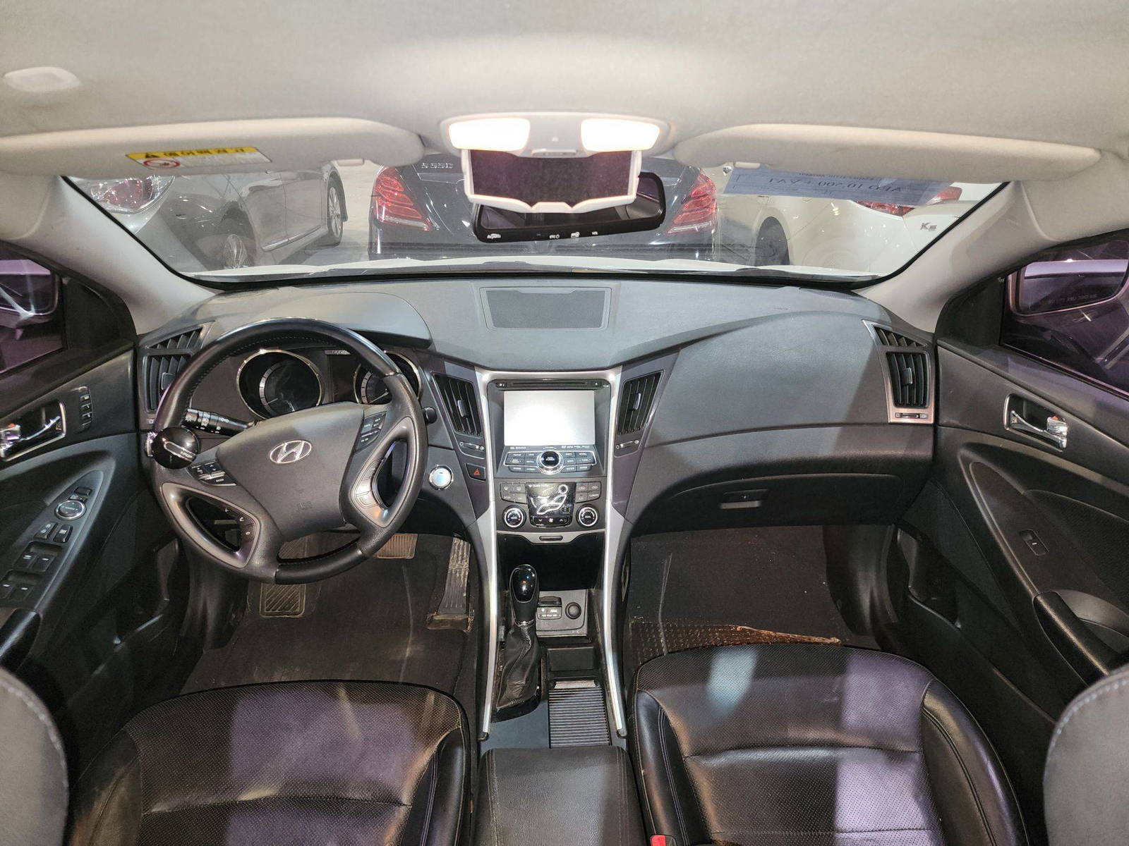 2012 HYUNDAI SONATA — 357774 KM — Lot 028491 — Main - Marhaba Auctions Used Cars - Image 8