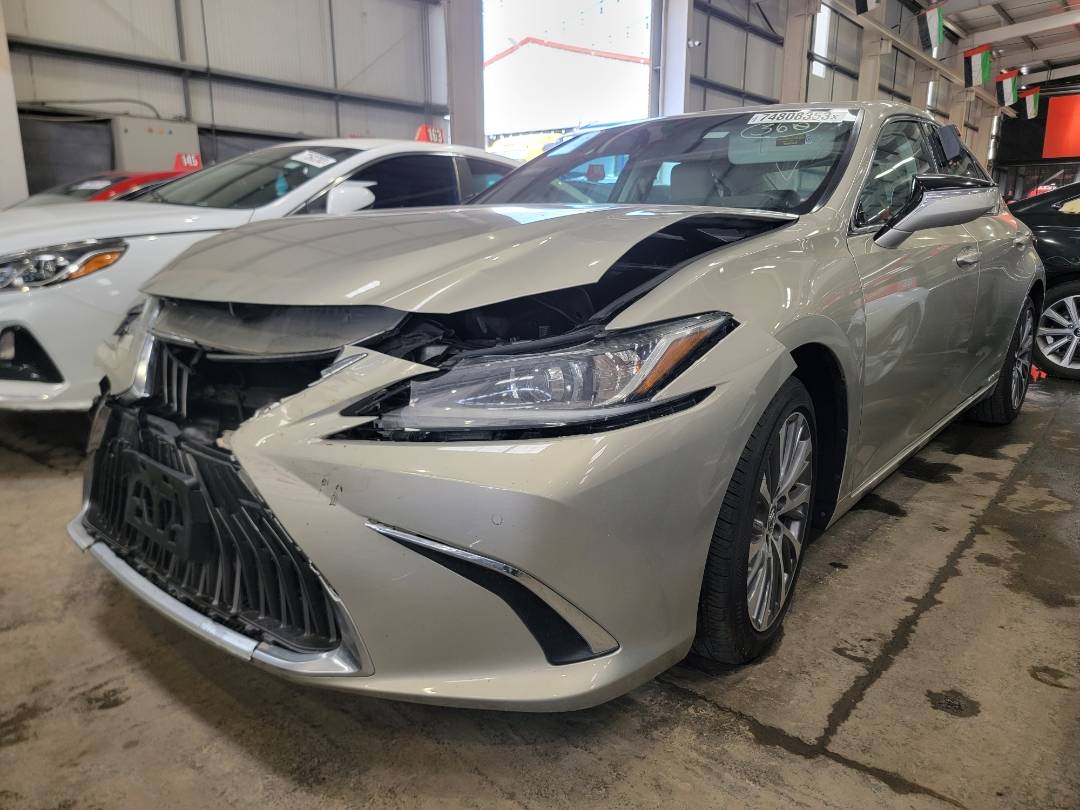 2021 LEXUS ES 300 — 46877 Miles — Lot 74808353 - Marhaba Auctions Used Cars - Image 9
