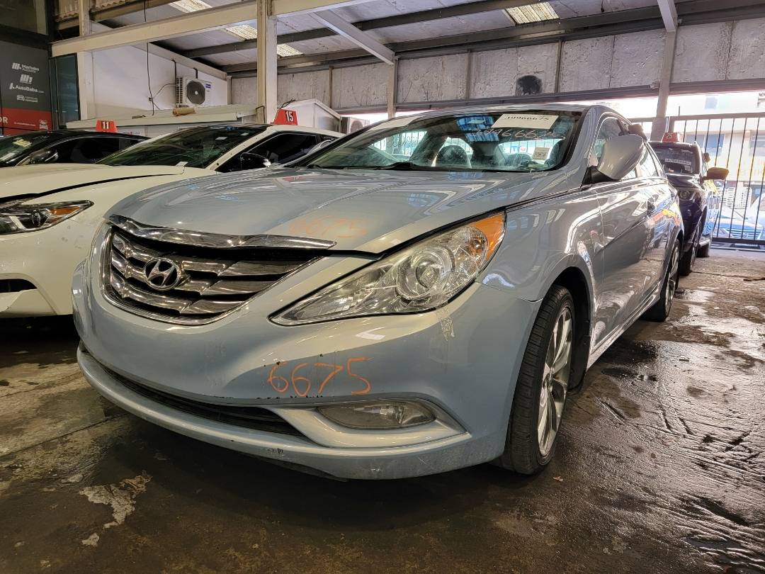 2013 HYUNDAI SONATA — 218942 Miles — Lot 665220 — Main - Marhaba Auctions Used Cars - Image 5