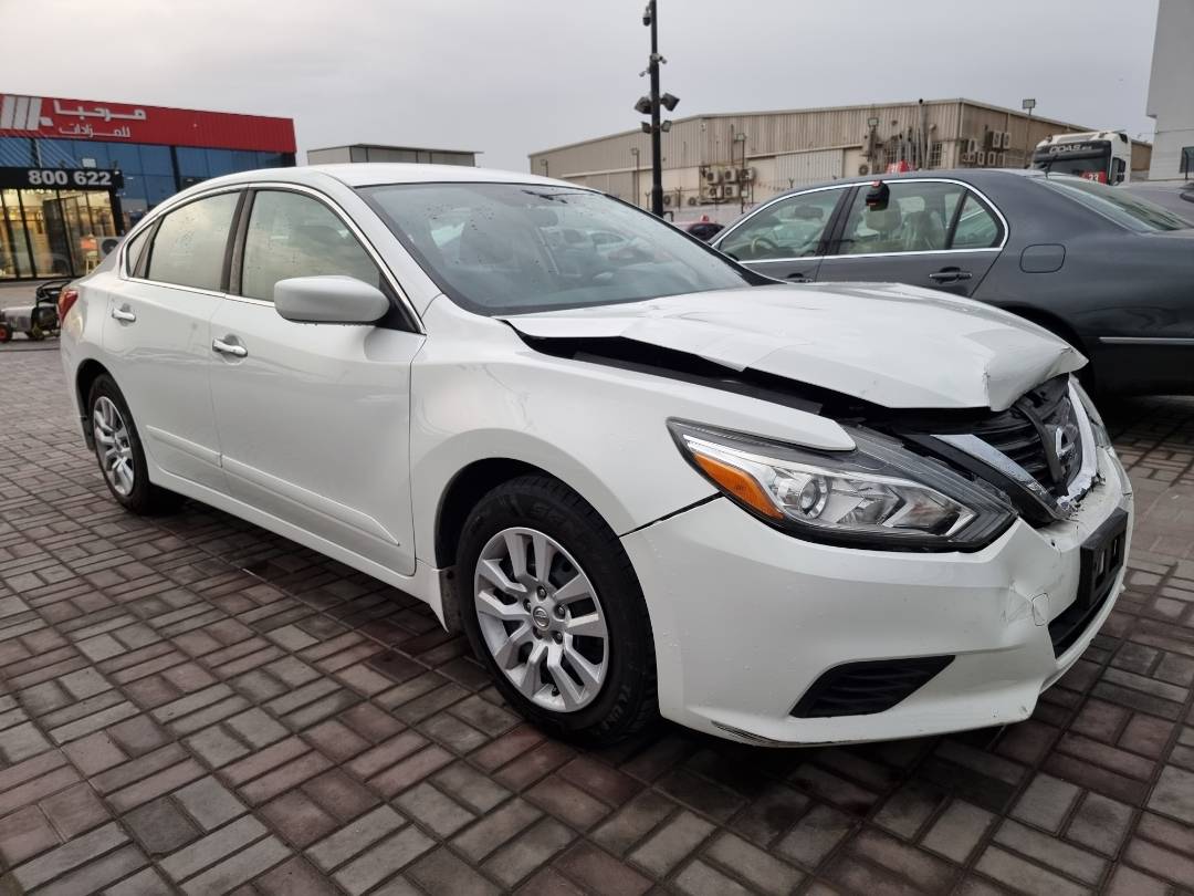 2017 NISSAN ALTIMA — 89551 Miles — Lot 215487 — Ind. 12 - Marhaba Auctions Used Cars - Image 4