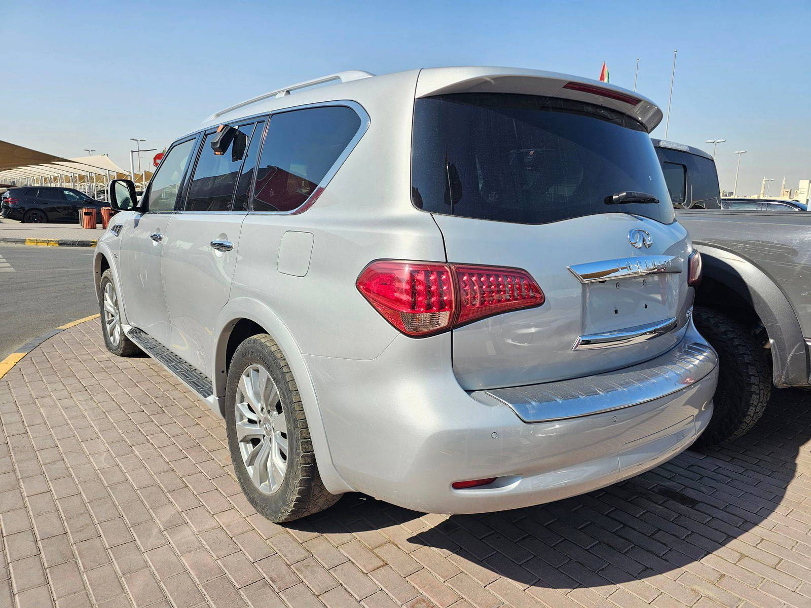 2017 INFINITI QX80 — 119297 Miles — Lot 72435714 — Souq - Marhaba Auctions Used Cars - Image 3