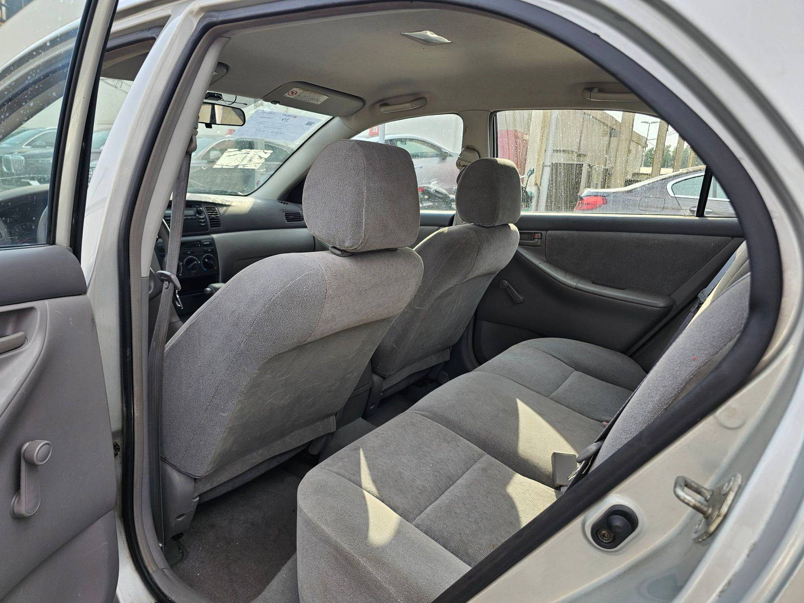 2003 TOYOTA COROLLA — 225915 KM — Lot 3C767269 — Souq - Marhaba Auctions Used Cars - Image 6