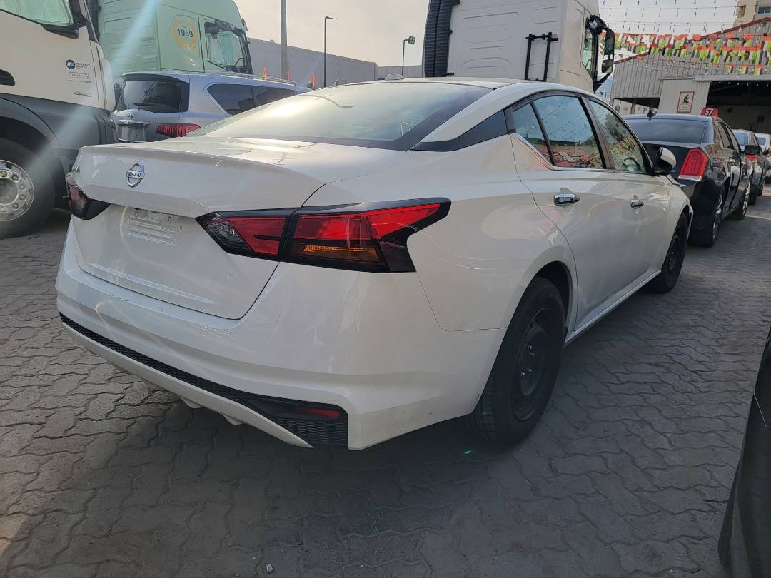 2020 NISSAN ALTIMA — 85855 Miles — Lot LC211419 — Main - Marhaba Auctions Used Cars - Image 3