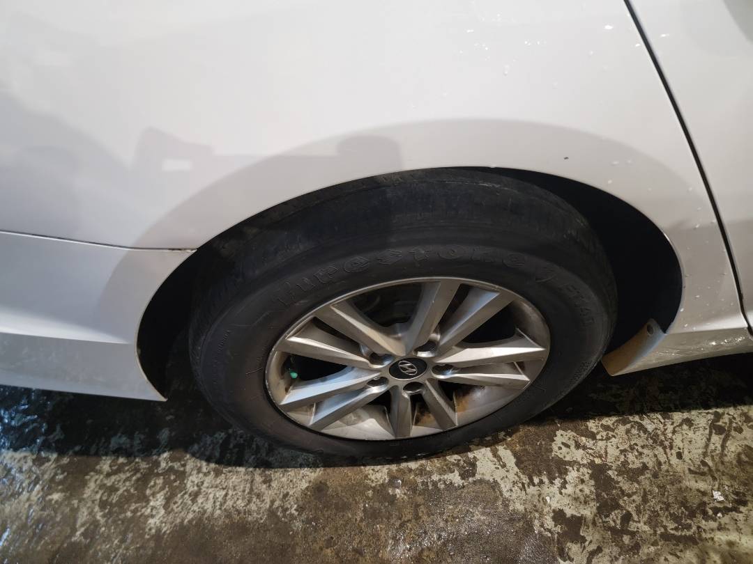 2015 HYUNDAI SONATA — 172008 Miles — Lot H010955 - Marhaba Auctions Used Cars - Image 5