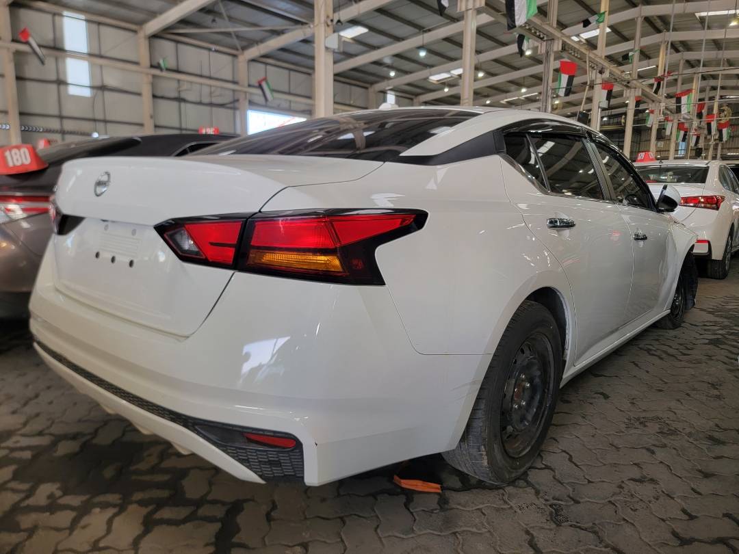 2020 NISSAN ALTIMA — 120135 Miles — Lot 24530 - Marhaba Auctions Used Cars - Image 3