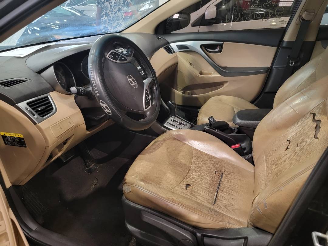 2011 HYUNDAI ELANTRA — 195108 Miles — Lot 39155563 — Main - Marhaba Auctions Used Cars - Image 8