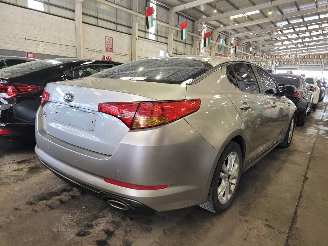 2011 KIA K5 — 291473 KM — Lot 009111 — Main - Marhaba Auctions Used Cars - Image 3