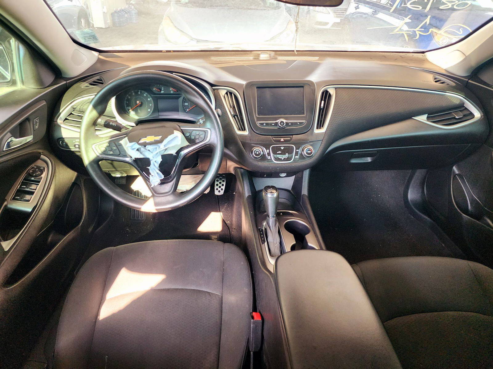 2016 CHEVROLET MALIBU — 184766 Miles — Lot 61098614 — Souq - Marhaba Auctions Used Cars - Image 7