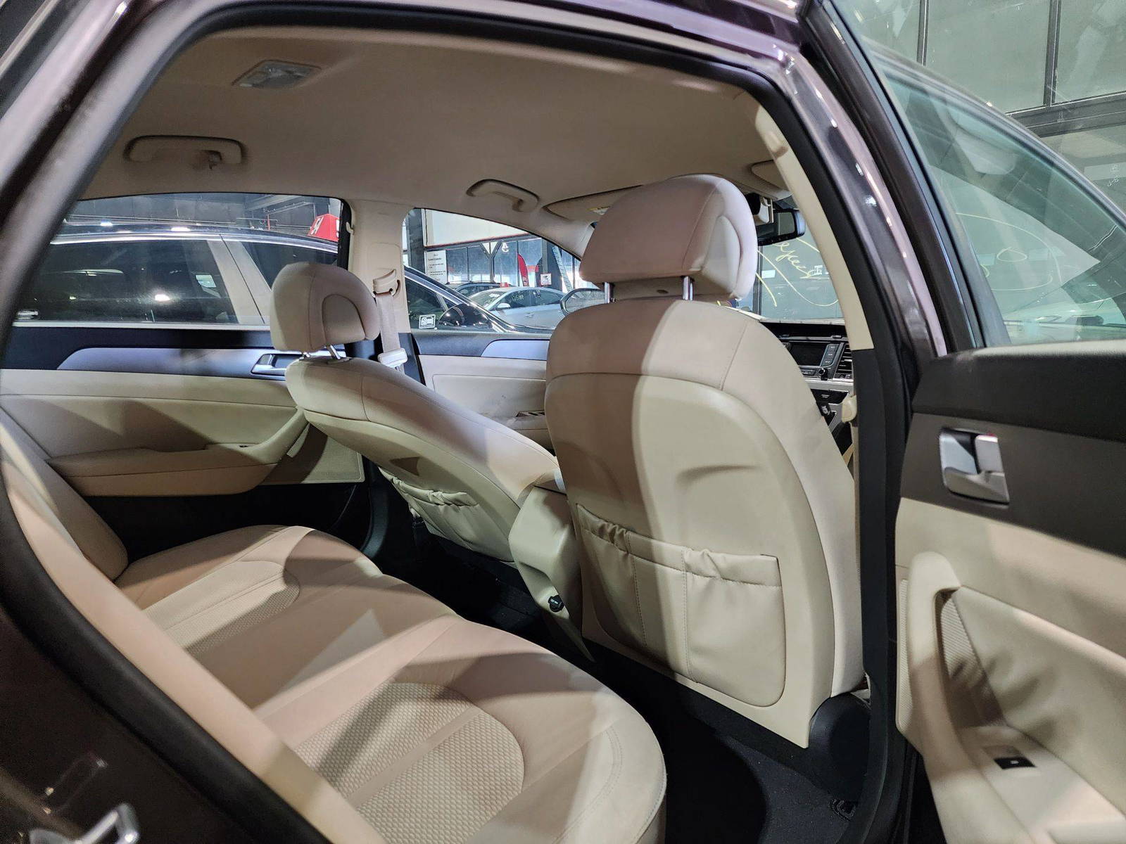 2015 HYUNDAI SONATA — 134396 Miles — Lot 45821364 — Al Quoz - Marhaba Auctions Used Cars - Image 7