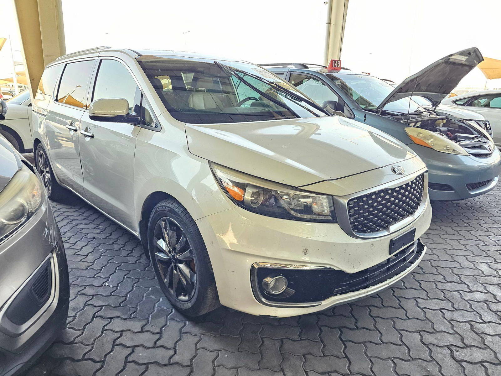 KIA SEDONA 2015 - Marhaba Auction Used Cars - Image 4