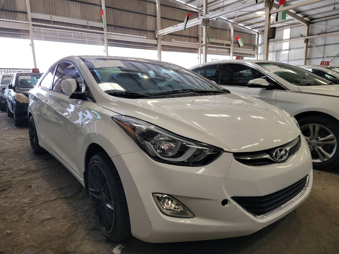 2014 HYUNDAI ELANTRA — 136083 Miles — Lot EU028133 — Main - Marhaba Auctions Used Cars - Image 4
