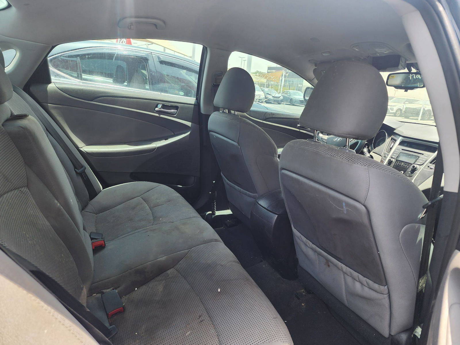 2013 HYUNDAI SONATA — 153873 Miles — Lot 66010 — Souq - Marhaba Auctions Used Cars - Image 11