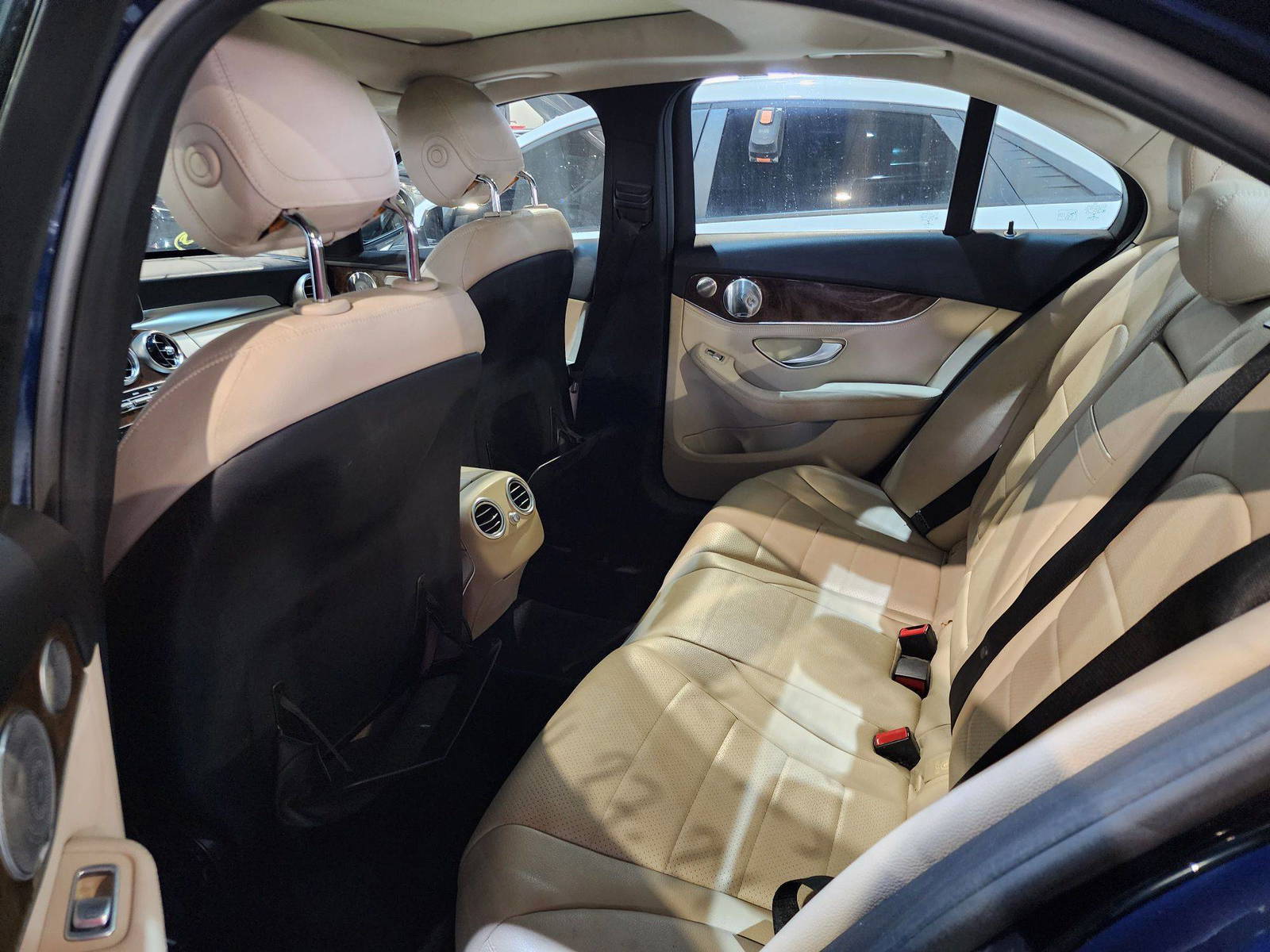 2015 MERCEDES BENZ C300 — 153435 Miles — Lot 29658 — Al Quoz - Marhaba Auctions Used Cars - Image 7