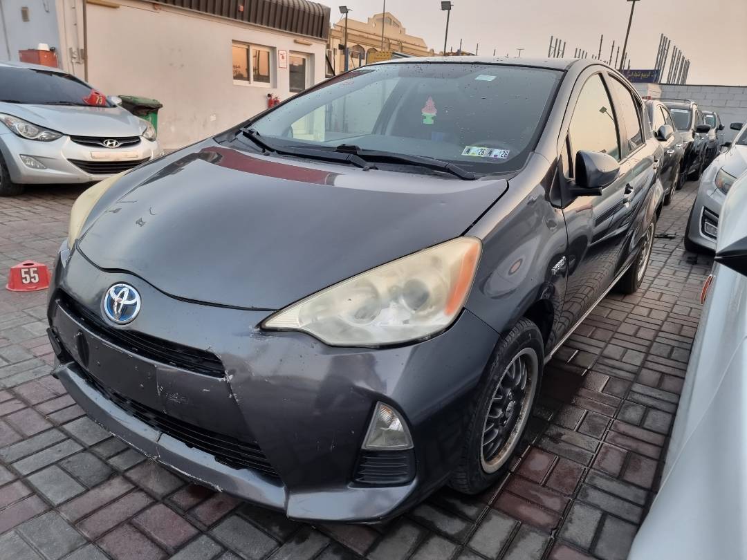 2012 TOYOTA PRIUS C — 343693 Miles — Lot 502815 — Ind. 12 - Marhaba Auctions Used Cars - Image 3