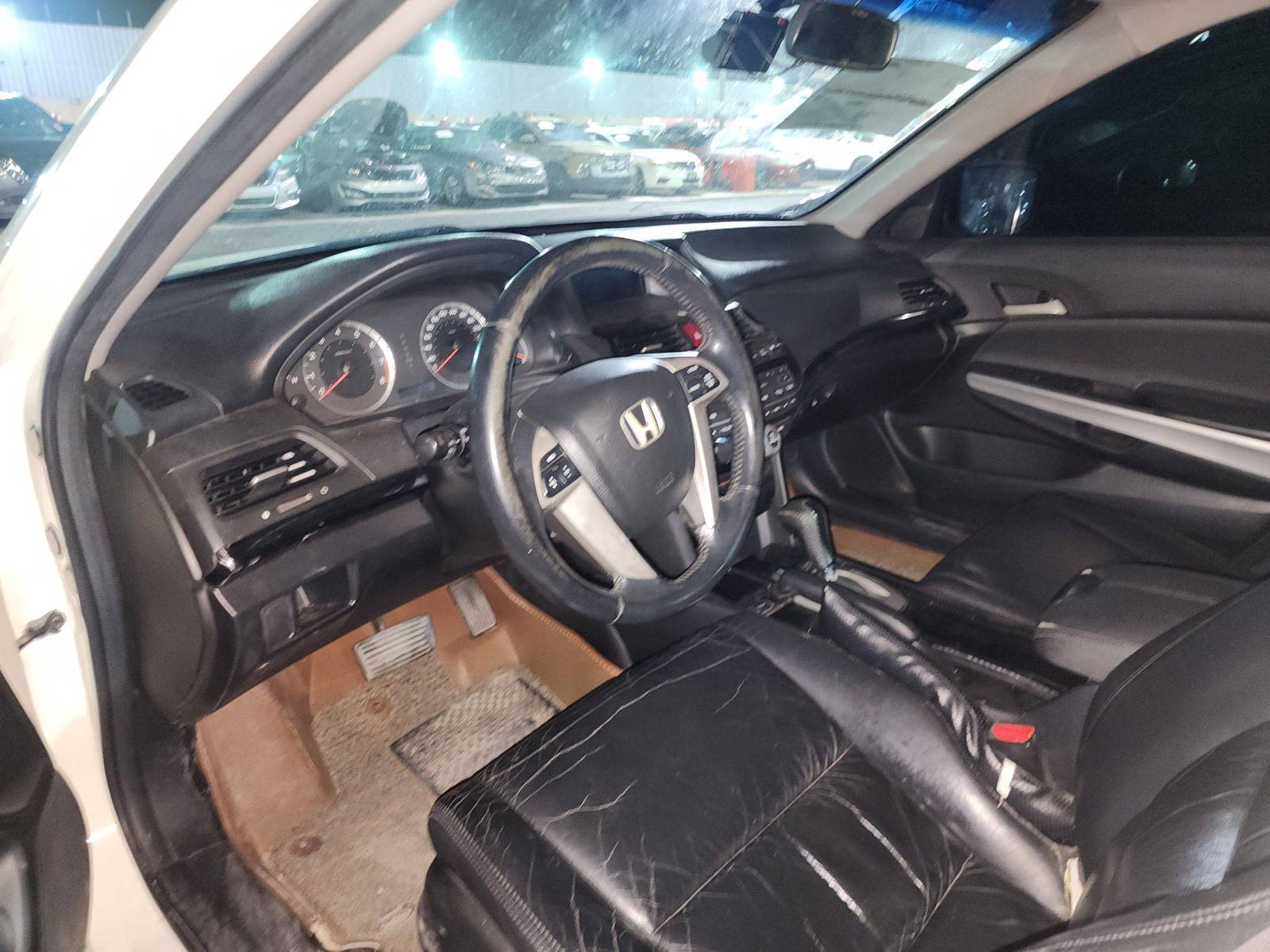 2009 HONDA ACCORD — 216828 KM — Lot 9C200665 - Marhaba Auctions Used Cars - Image 8