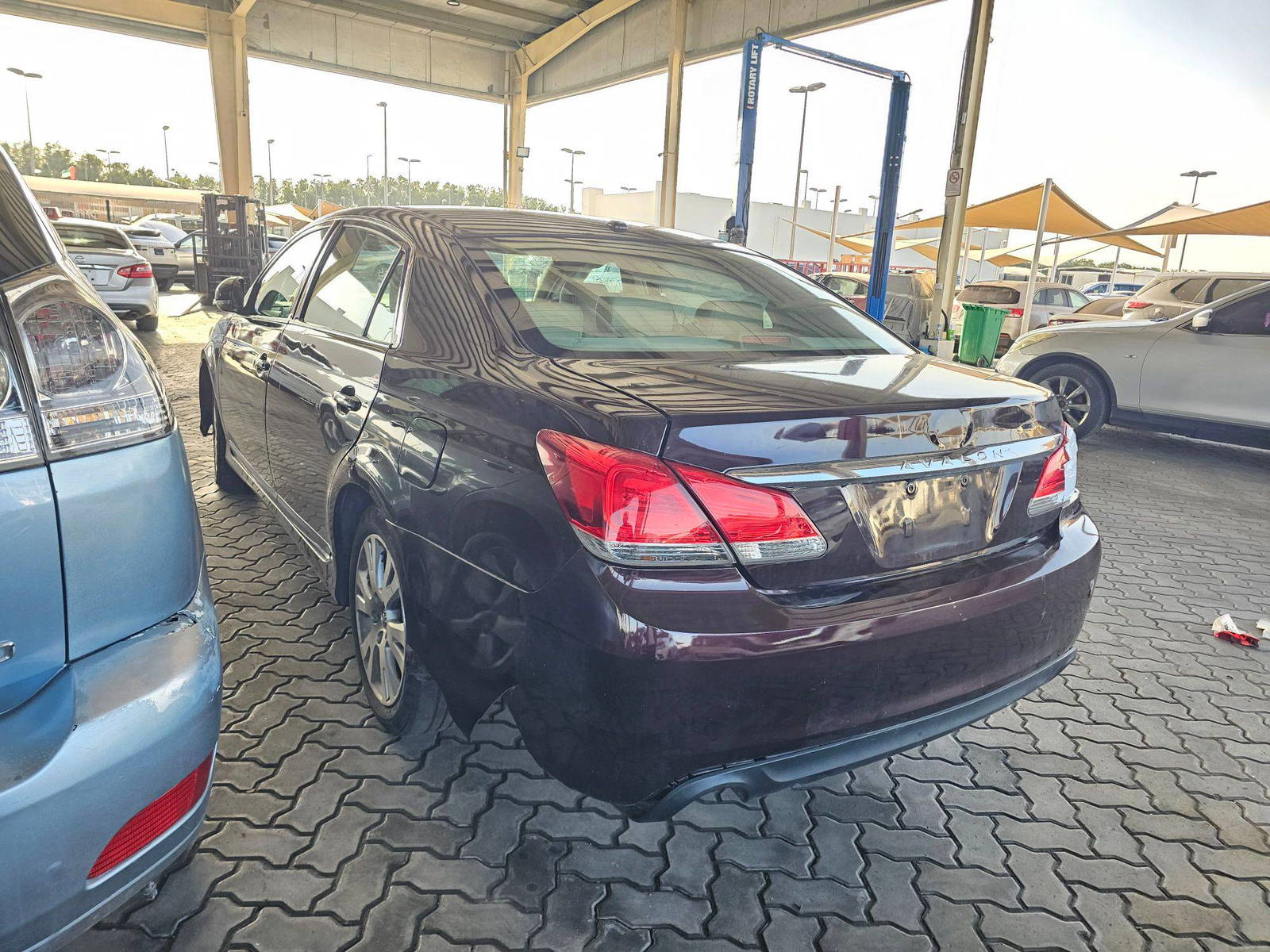 2011 TOYOTA AVALON — 166944 Miles — Lot BU371614 — Main - Marhaba Auctions Used Cars - Image 5
