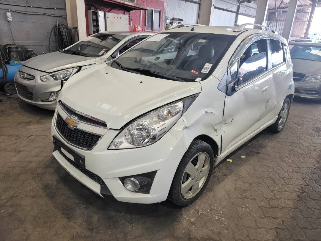 2012 CHEVROLET SPARK — 98600 KM — Lot 707917 — Main - Marhaba Auctions Used Cars - Image 4