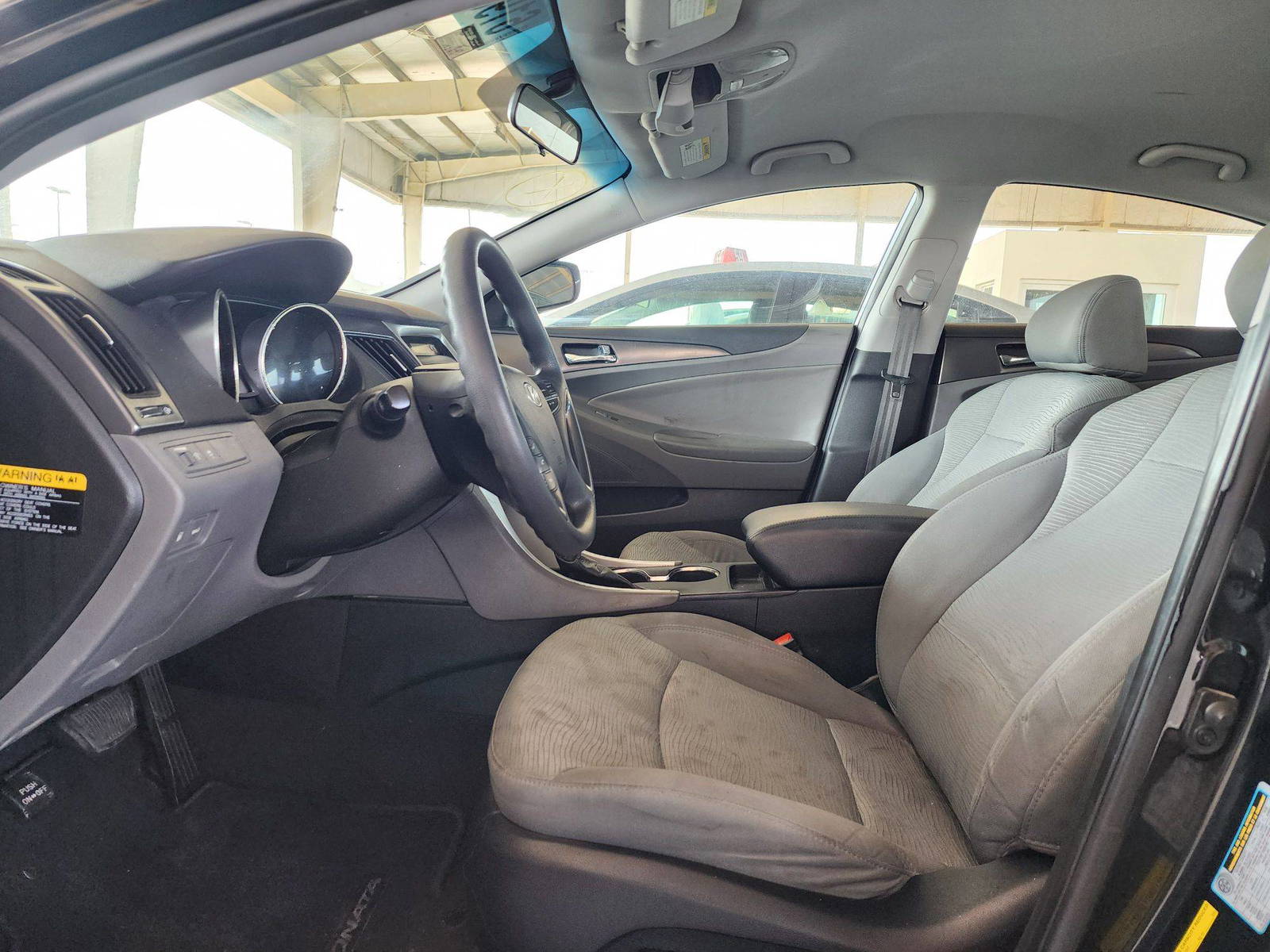 2011 HYUNDAI SONATA — 153711 Miles — Lot 61905594 — Souq - Marhaba Auctions Used Cars - Image 8
