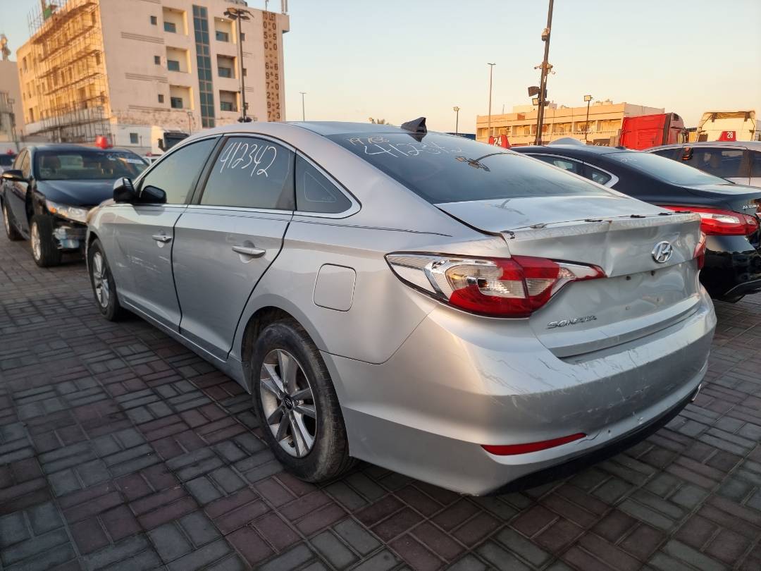 2016 HYUNDAI SONATA — 153261 Miles — Lot 214587 — Main - Marhaba Auctions Used Cars - Image 3