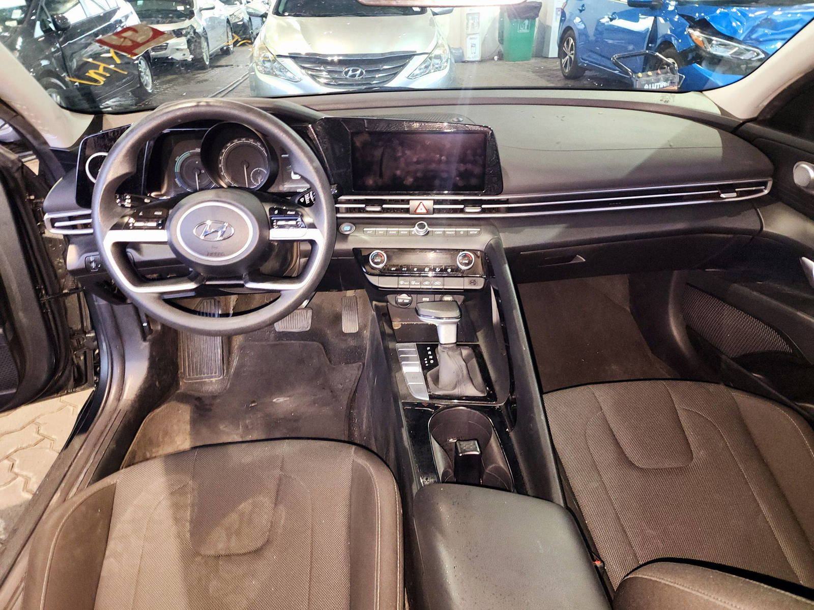 2022 HYUNDAI AVANTE — 172412 KM — Lot 018600 — AutoBaba - Marhaba Auctions Used Cars - Image 7