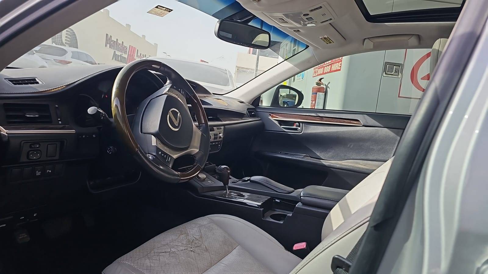 2013 LEXUS ES 350 — 157522 Miles — Lot 044562 — Souq - Marhaba Auctions Used Cars - Image 6