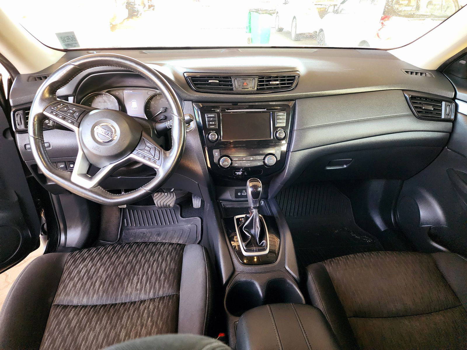 2018 NISSAN ROGUE — 141320 Miles — Lot 79907554 — Souq - Marhaba Auctions Used Cars - Image 7