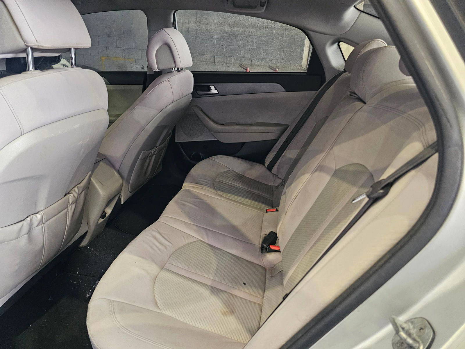 HYUNDAI SONATA 2015 - Marhaba Auction Used Cars - Image 9