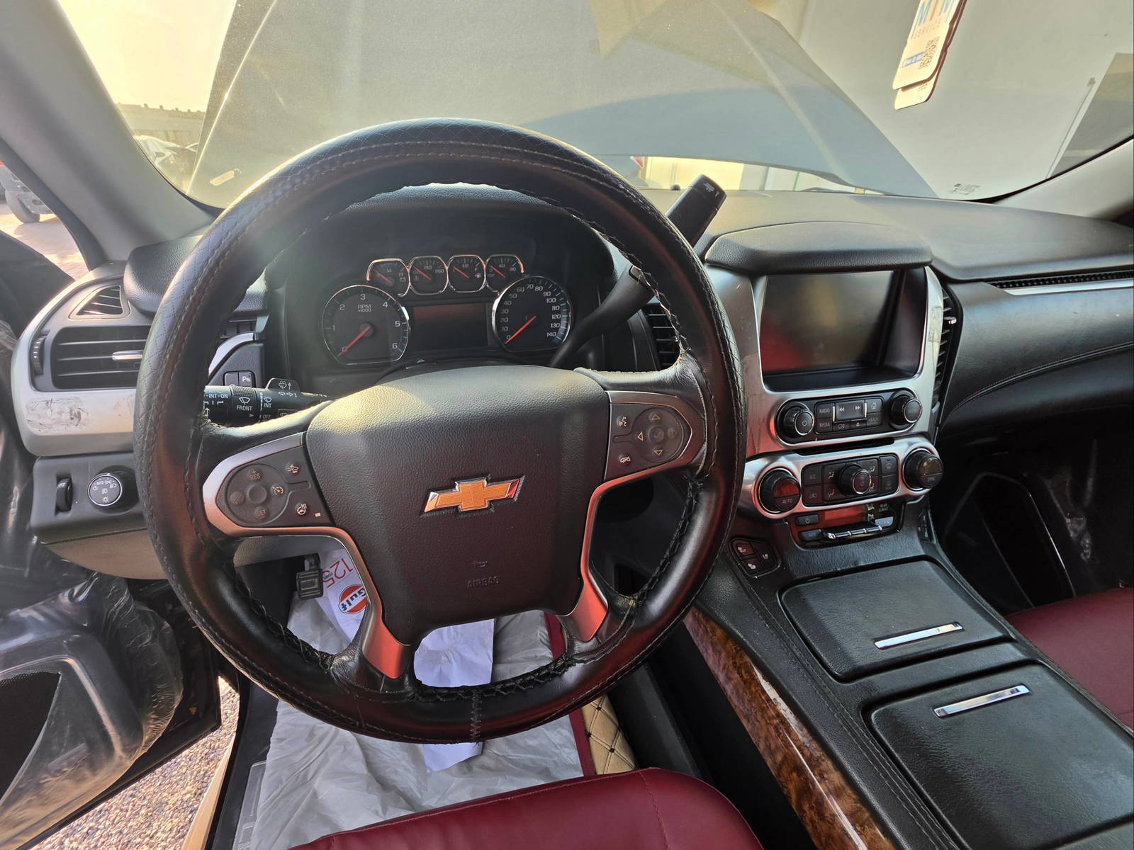 2018 CHEVROLET SUBURBAN — 353062 KM — Lot R245608 - Marhaba Auctions Used Cars - Image 15