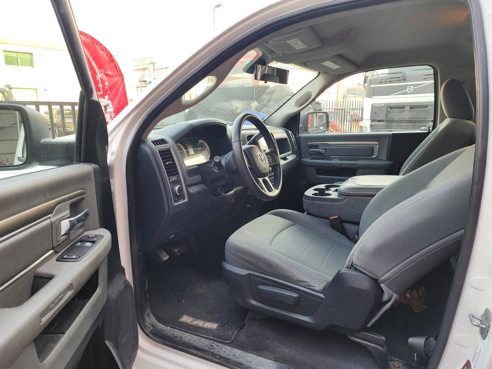2014 DODGE RAM — 110129 KM — Lot 136417 — Al Quoz - Marhaba Auctions Used Cars - Image 7