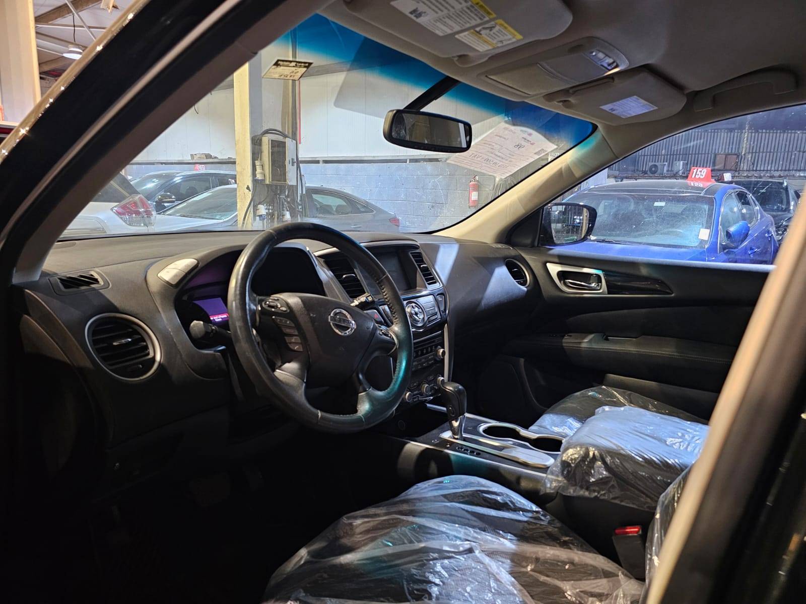 2017 NISSAN PATHFINDER — 185683 Miles — Lot HC662195 — Main - Marhaba Auctions Used Cars - Image 9