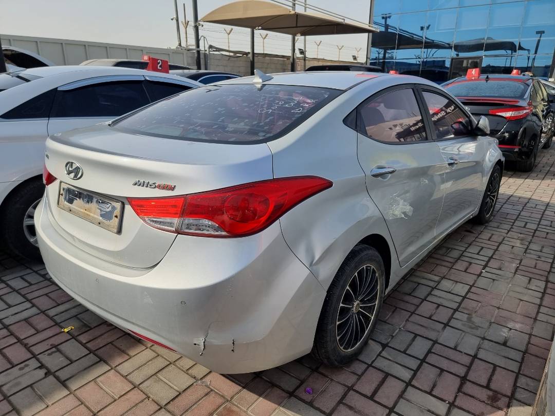 2012 HYUNDAI AVANTE — 240665 KM — Lot 215478 — Souq - Marhaba Auctions Used Cars - Image 5